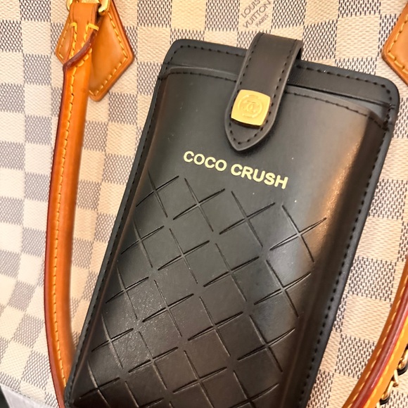 Coco Crush Black Leather Wallet - Picture 1 of 1